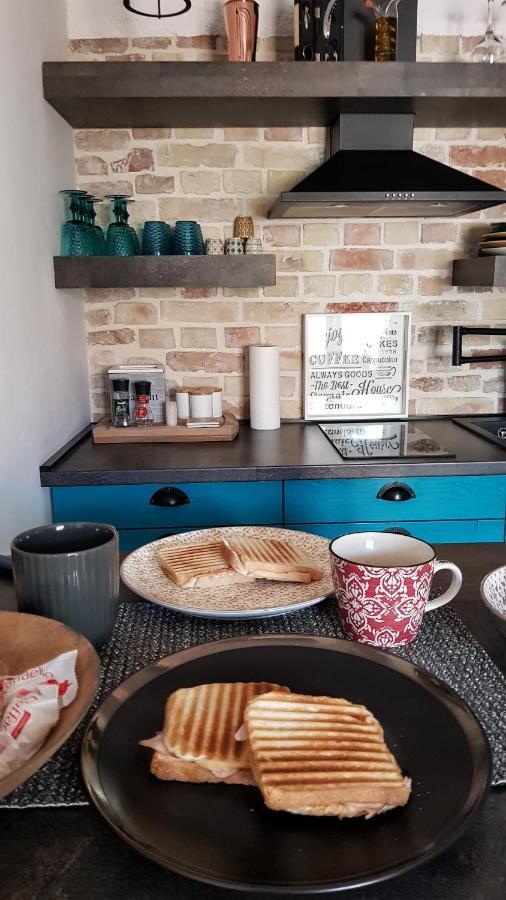 פורץ Apartman Kika מראה חיצוני תמונה